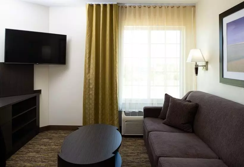 身障者適用スイートルーム, Candlewood Suites Olathe, An Ihg