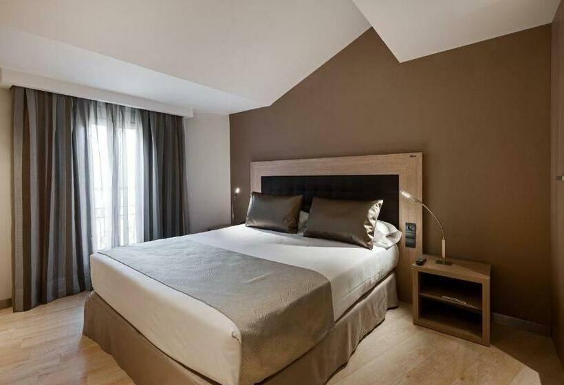 Номер Superior, Catalonia Atocha