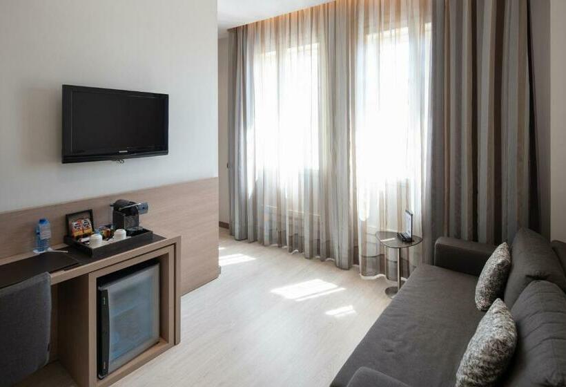 Номер Superior с Террасой, Catalonia Atocha