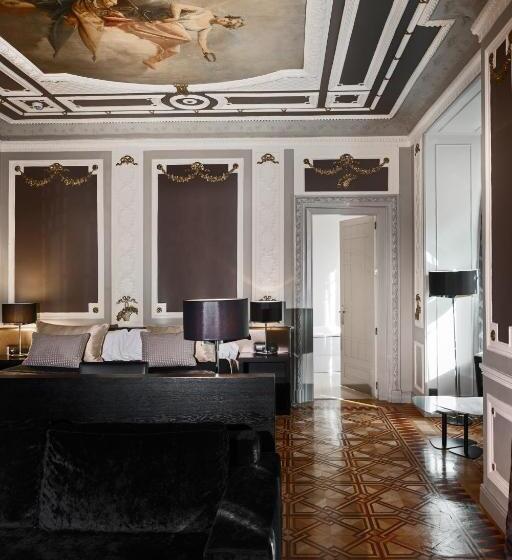 Полулюкс, Catalonia Atocha