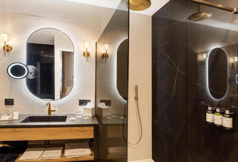 Полулюкс, Catalonia Atocha