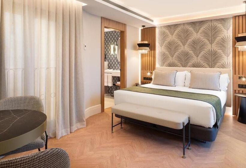 Полулюкс с Бассейном, Catalonia Atocha