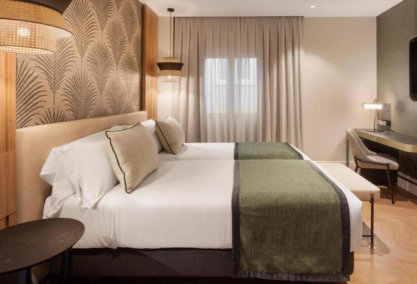 Номер Deluxe, Catalonia Atocha