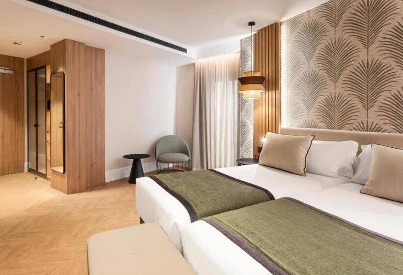 Номер Deluxe, Catalonia Atocha