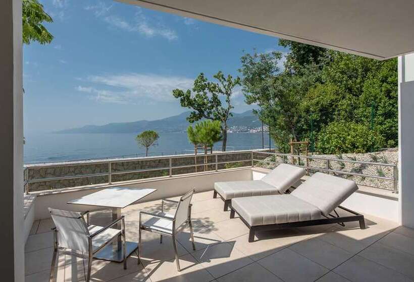 Вилла с 1 спальней и бассейном, Conrad Maldives Rangali Island