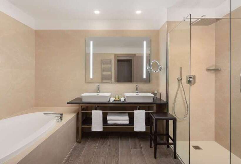 Вилла с 1 спальней и бассейном, Conrad Maldives Rangali Island