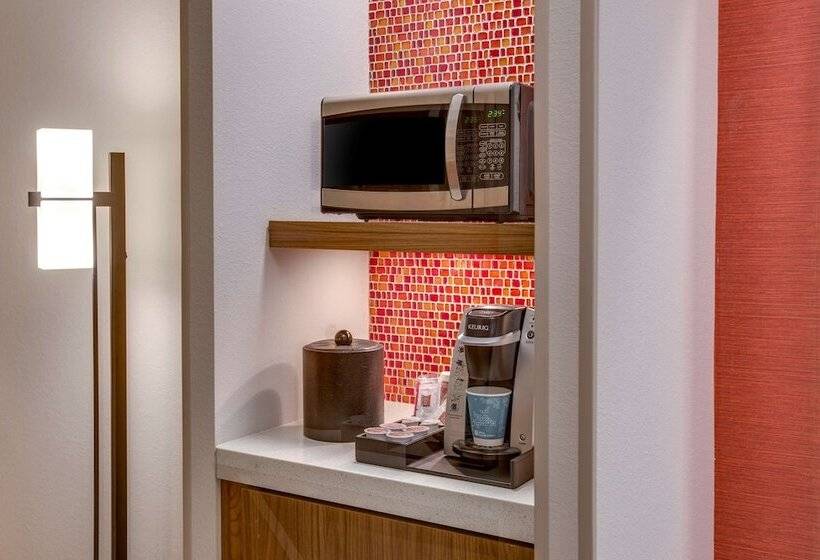 Люкс, Hilton Garden Inn Oklahoma City Airport