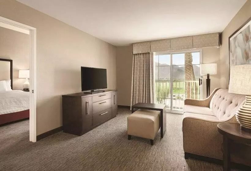 スイート, Homewood Suites By Hilton La Quinta