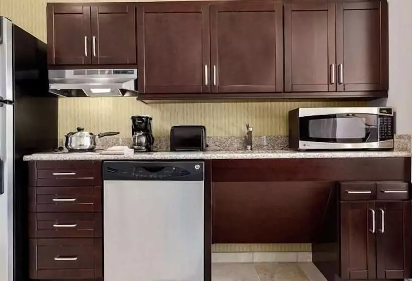 スイート, Homewood Suites By Hilton La Quinta