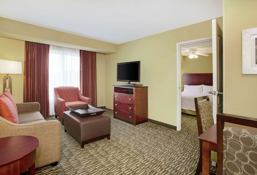 스위트, Homewood Suites By Hilton Tampabrandon