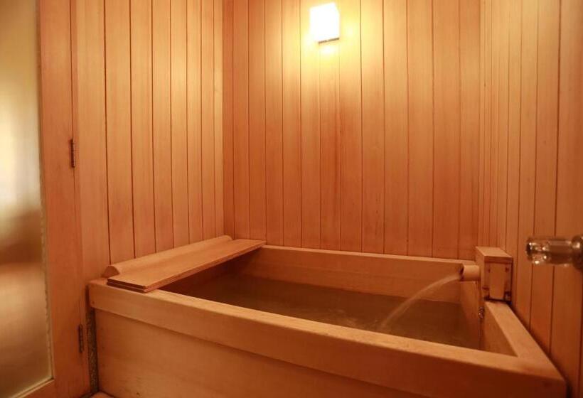 豪华房间, Honjin Hiranoya Kachoan