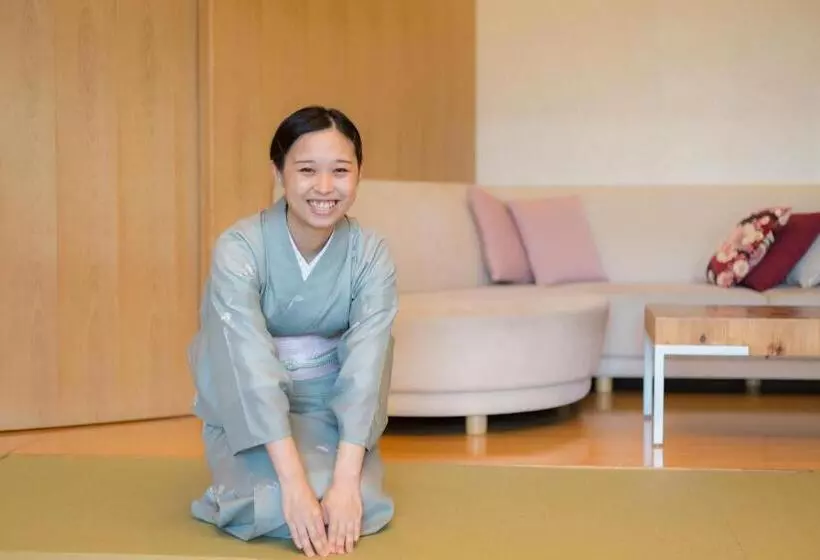 ジュニアスイート, Honjin Hiranoya Kachoan