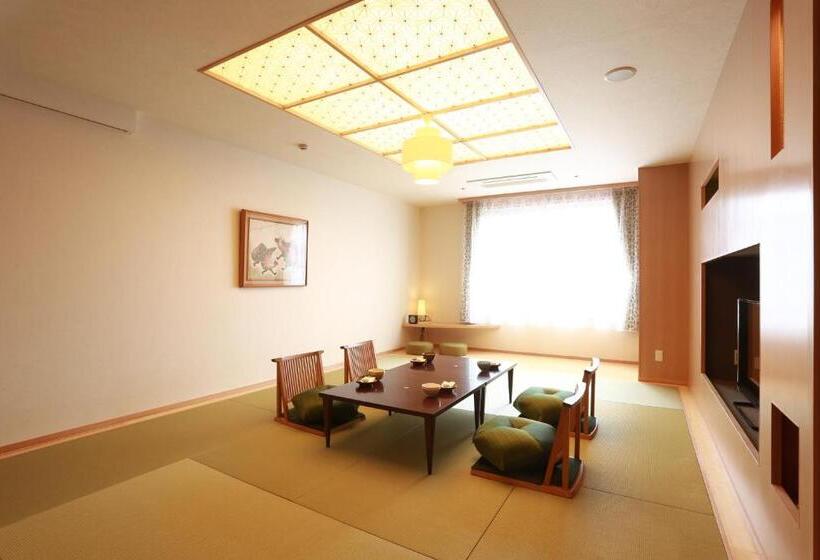 سوئیت جونیور با ماساژ آبی, Honjin Hiranoya Kachoan