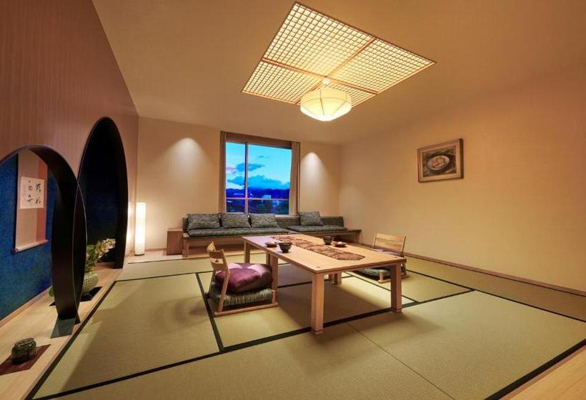 高级小型套房, Honjin Hiranoya Kachoan