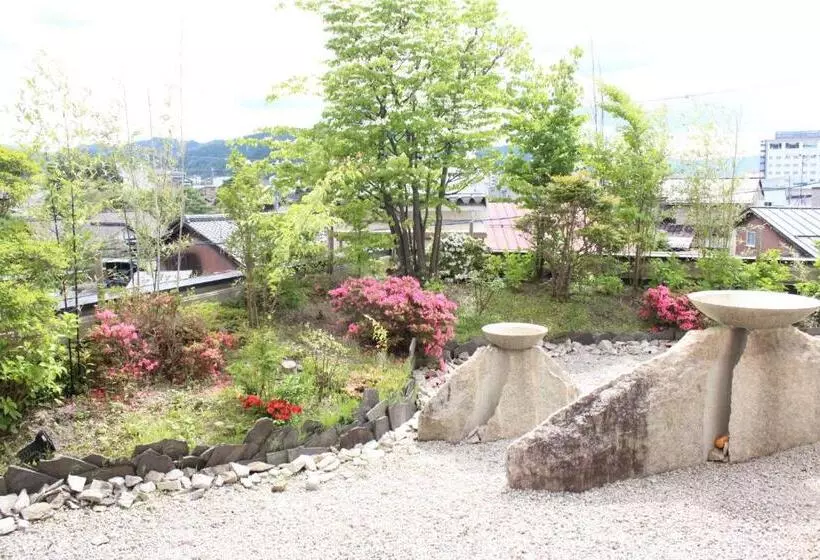 ファミリールーム, Honjin Hiranoya Kachoan