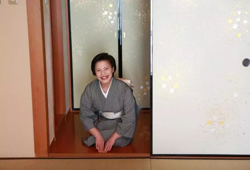 ファミリールーム, Honjin Hiranoya Kachoan