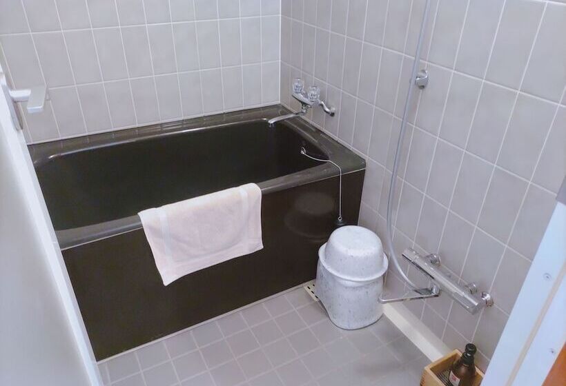 标准间, Honjin Hiranoya Kachoan