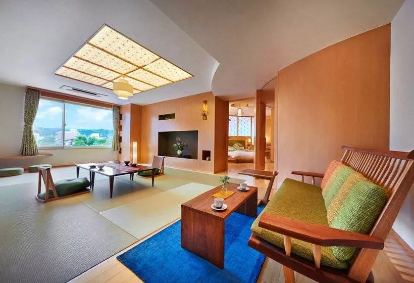 スイート, Honjin Hiranoya Kachoan