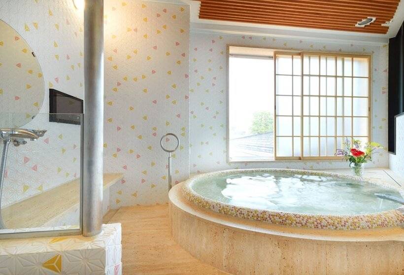 سوییت, Honjin Hiranoya Kachoan