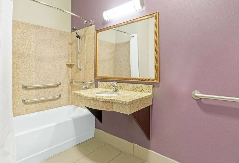 Номер Стандарт 2 Двуспальные Кровати, La Quinta By Wyndham Oklahoma City  Yukon