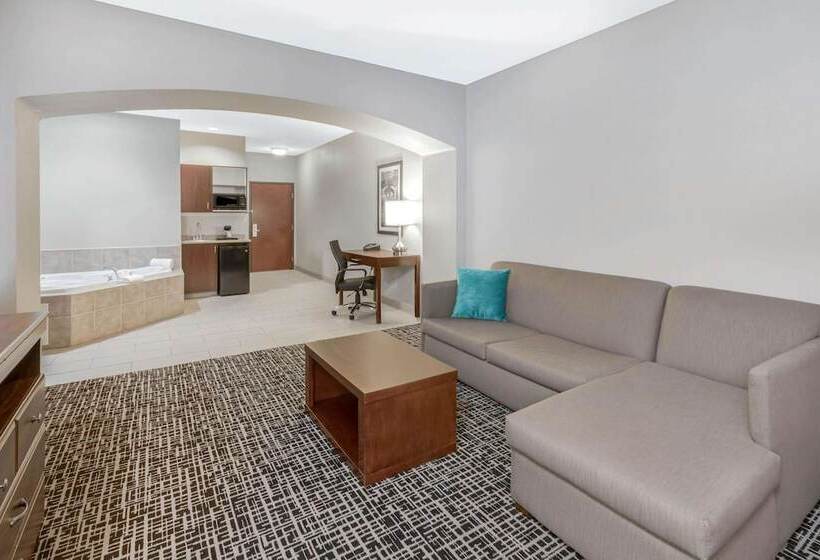 Президентский Люкс, La Quinta By Wyndham Oklahoma City  Yukon