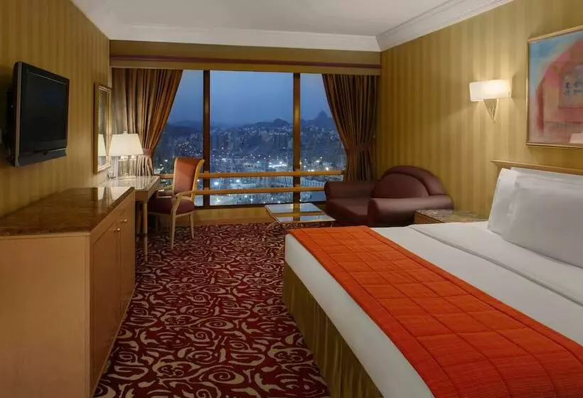 Club Room King Bed, Makkah