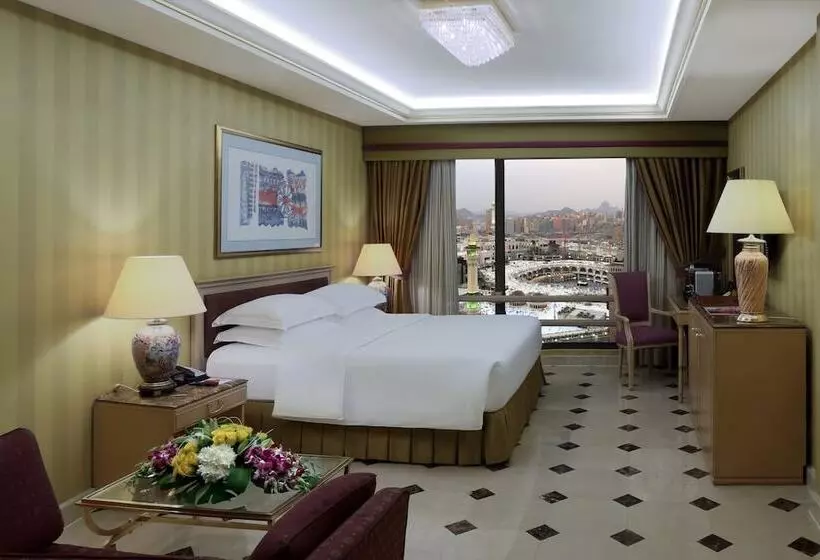 سوئیت با تخت بزرگ, Makkah