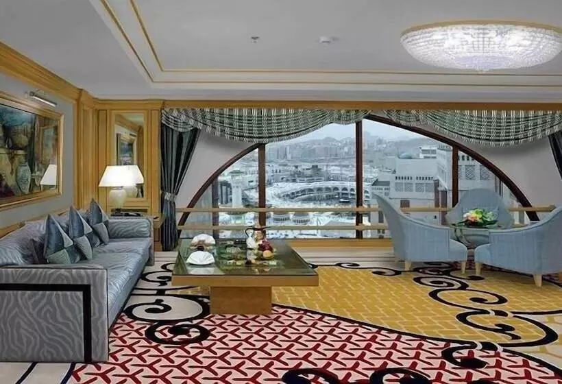 سوئیت پرزیدنت, Makkah