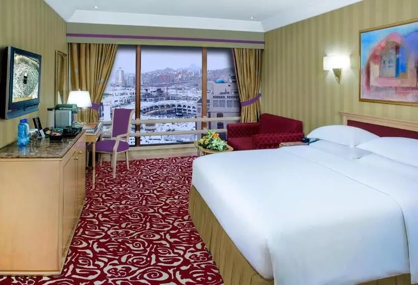 Club Room King Bed, Makkah