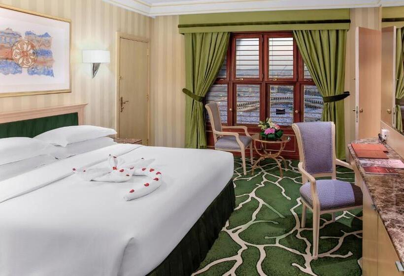 Premium room with view, Makkah