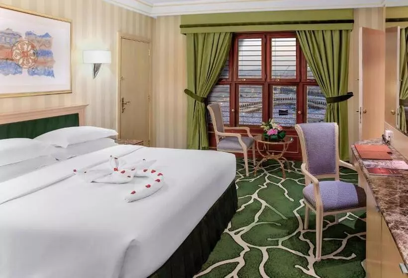 Premium room with view, Makkah