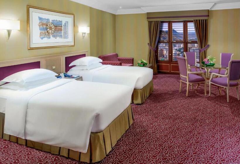 Номер Клуб, Makkah