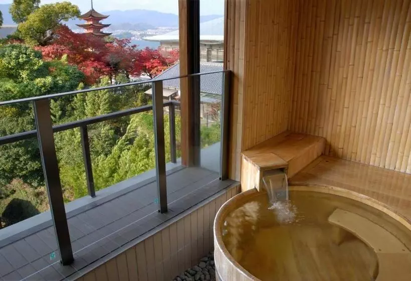 景色の見えるデラックスルーム, Miyajima Grand Hotel Arimoto