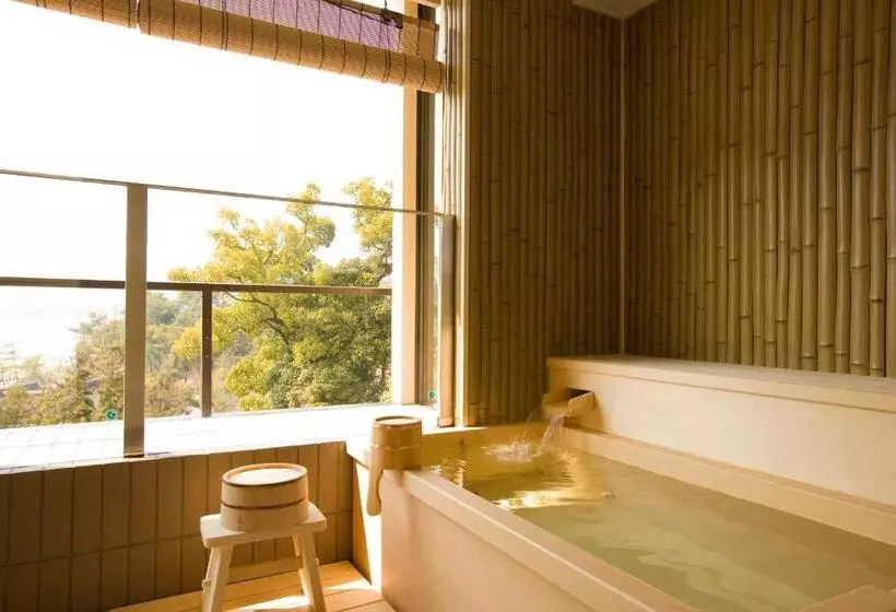 景色の見えるデラックスルーム, Miyajima Grand Hotel Arimoto