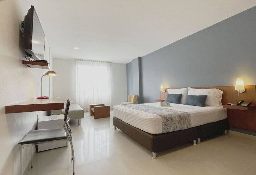 Superior Kamer, Ms Chipichape Plus