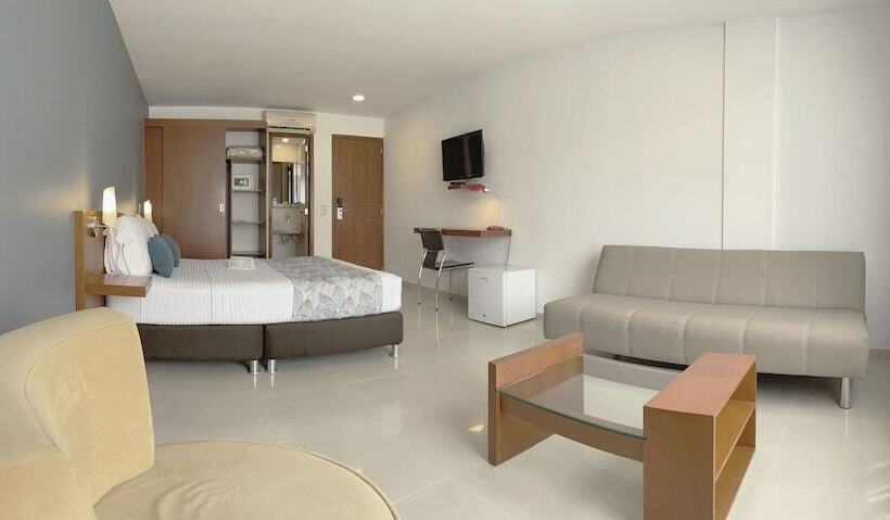 Superior Kamer, Ms Chipichape Plus