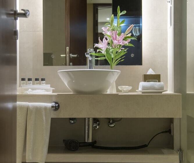 חדר אקזקיוטיב, Ramada Plaza By Wyndham Pune Hinjewadi