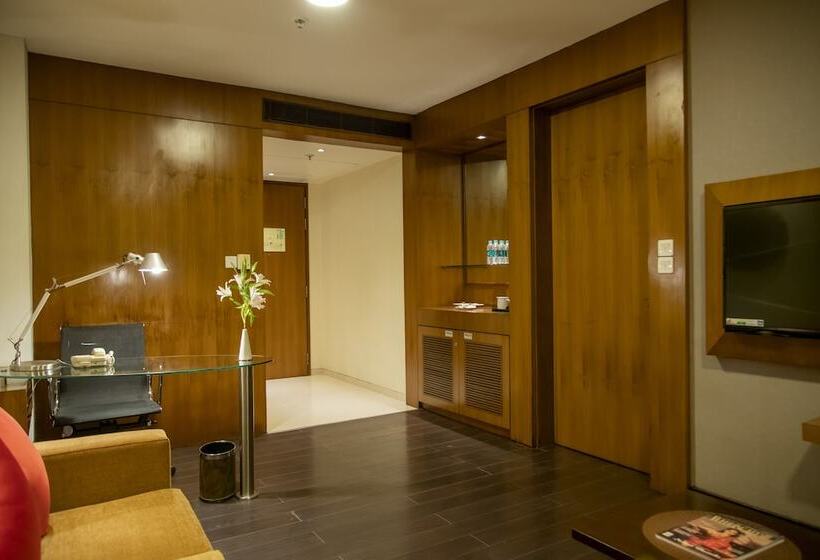 סוויטה, Ramada Plaza By Wyndham Pune Hinjewadi