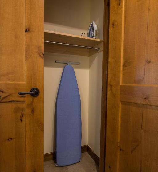 סוויטת 2 חדרי שינה, The Lodge At Mountaineer Square