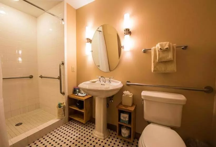 １ベッドルームアパートメント, The Lodge At Mountaineer Square