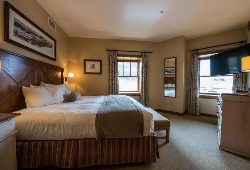 １ベッドルームアパートメント, The Lodge At Mountaineer Square