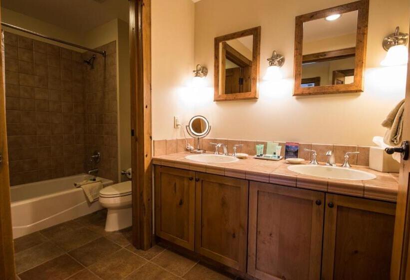 Люкс 2 Спальни, The Lodge At Mountaineer Square