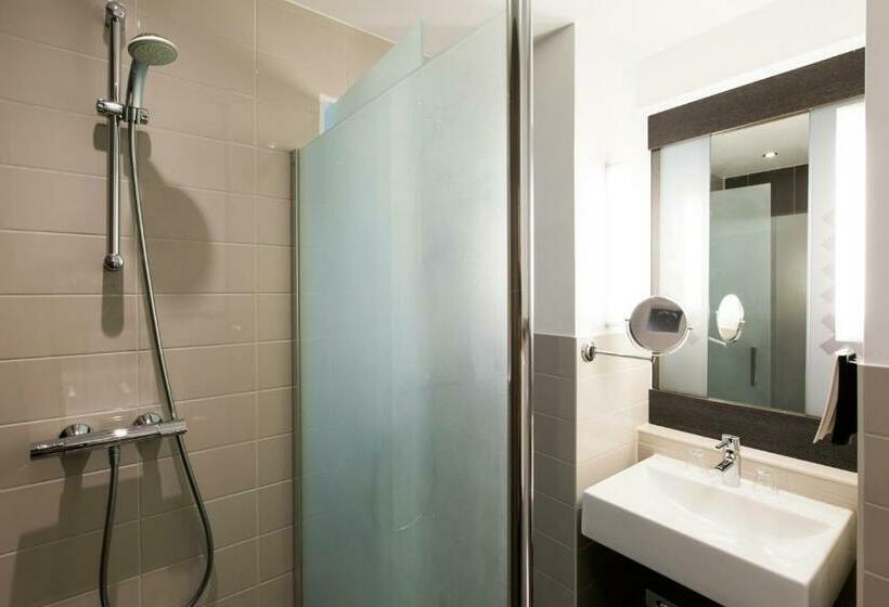 اتاق سوپریور با تخت بزرگ, The Manor Amsterdam