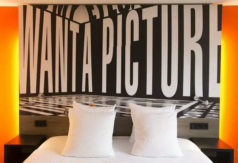 Deluxe Room, The Manor Amsterdam