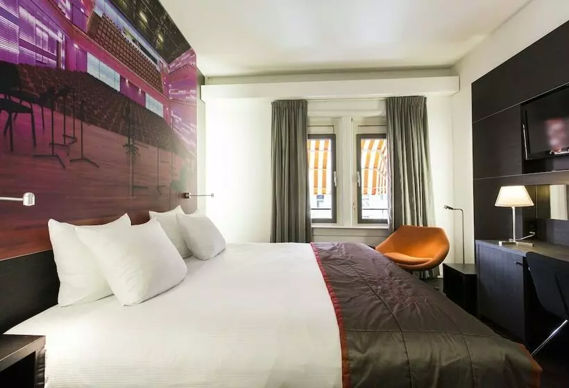 Superior Room, The Manor Amsterdam