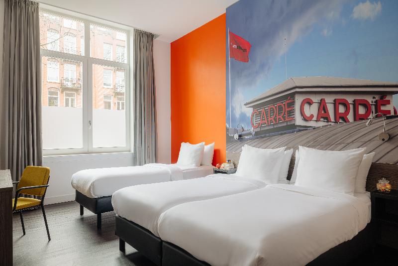 اتاق سوپریور سه تخته, The Manor Amsterdam