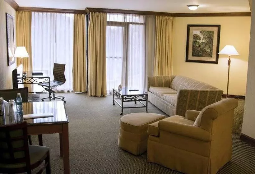 ジュニアスイート, Wyndham San Jose Herradura