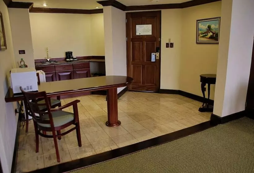 マスタースイートルーム, Wyndham San Jose Herradura
