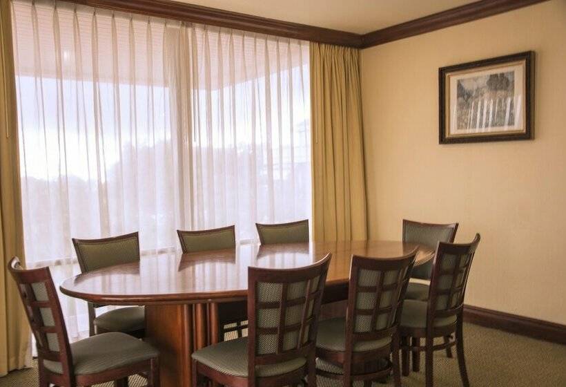 マスタースイートルーム, Wyndham San Jose Herradura