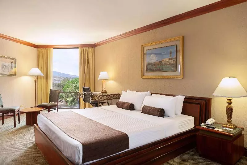 キングサイズベッドのスタンダードルーム, Wyndham San Jose Herradura
